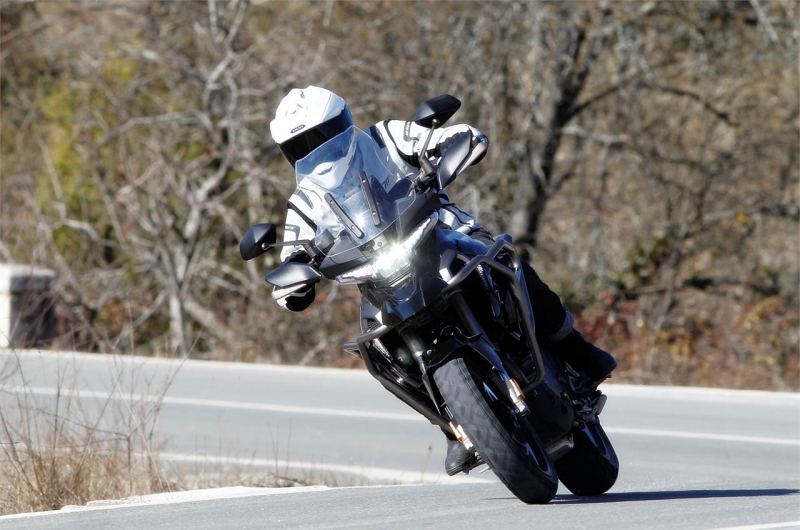 Presentacion de la Benelli TRK502 en el mercado Nacional y Mundial
