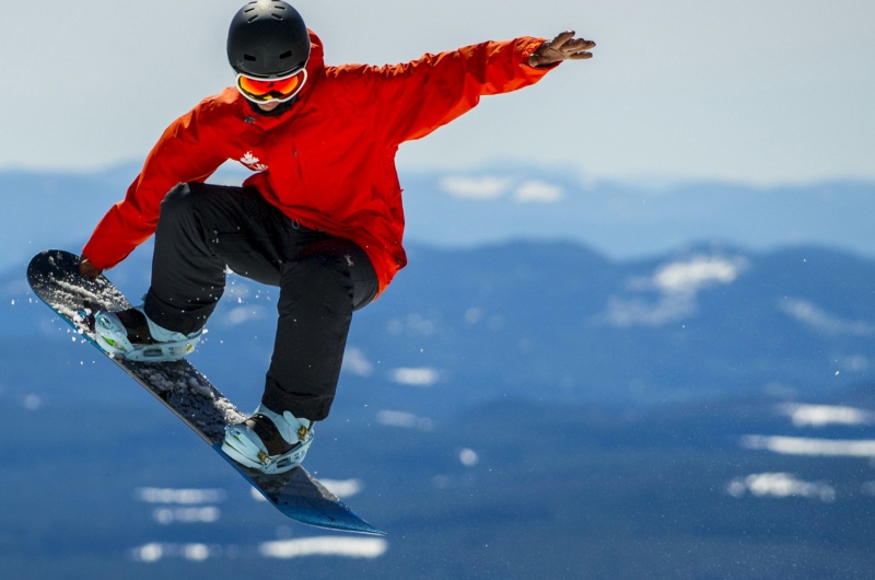  Esquiacute alpino de fondo de travesiacutea y fuera de pista snowboard paseos en motos de nieve trineos