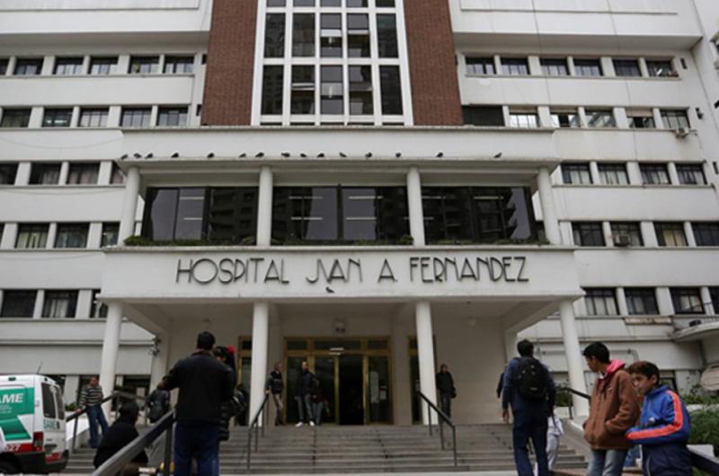 El turista australiano apuntildealado en Recoleta continuacutea en estado criacutetico