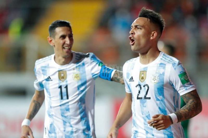 Argentina extiende su racha invita al vencer a Chile por 2 a 1